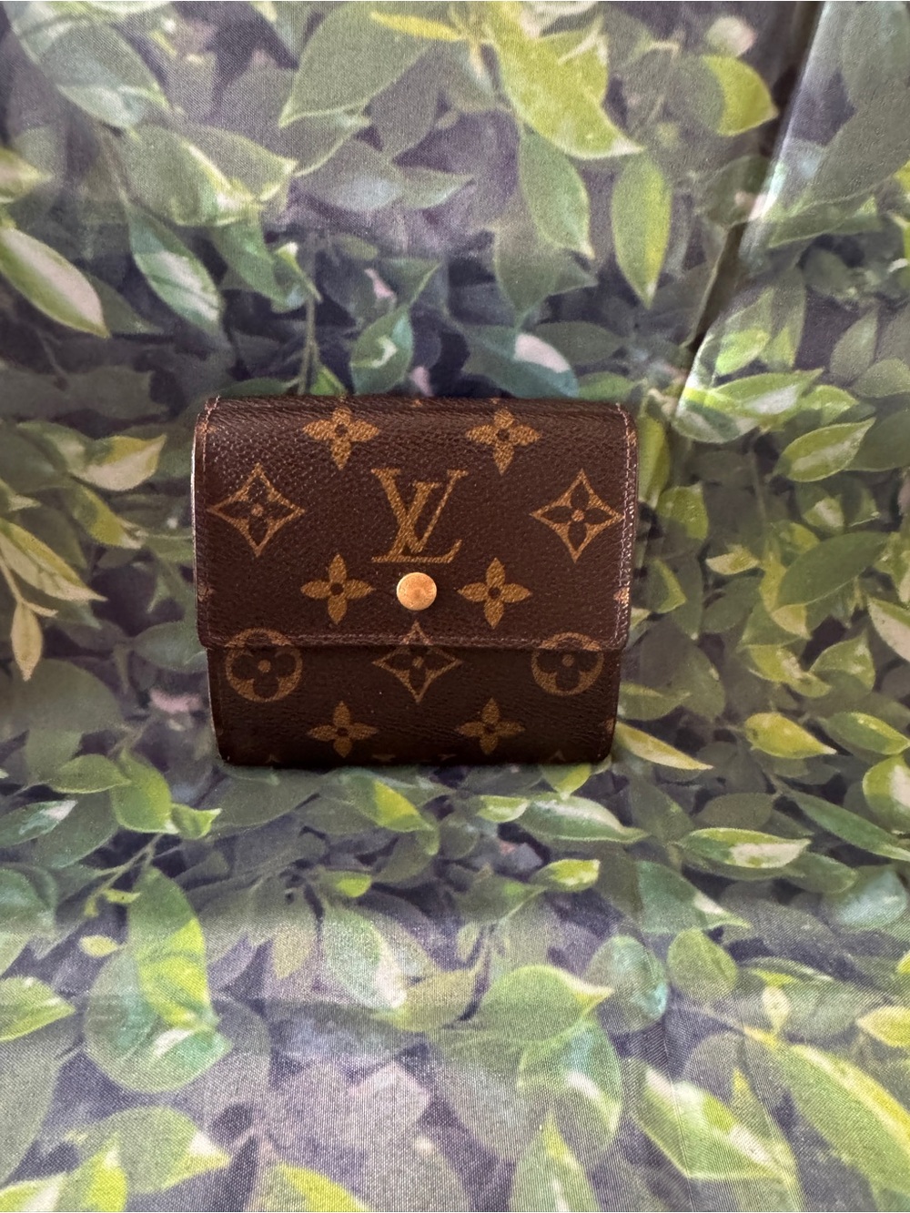Louis Vuitton Monogram Canvas Trifold Wallet in Brown